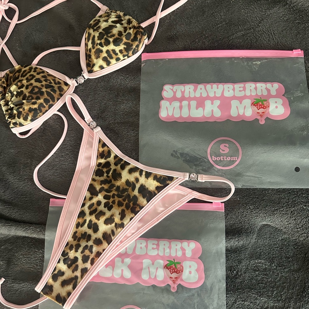 NWT Strawberry Milk Mob bikini set - Dash bottom and top (Leopard Print Bikini)